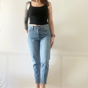 Levi’s Wedgie Icon Fit Ankle Women’s High-Rise Jeans Size 27